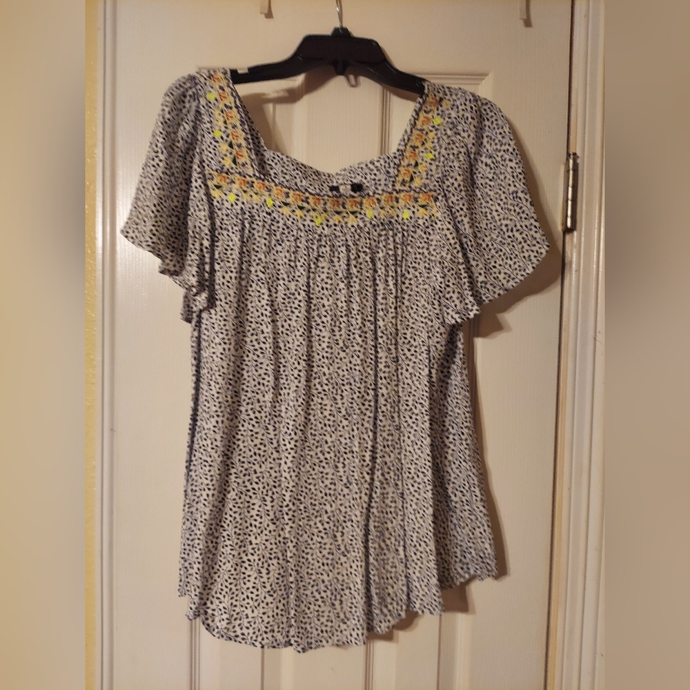 Women's blouse